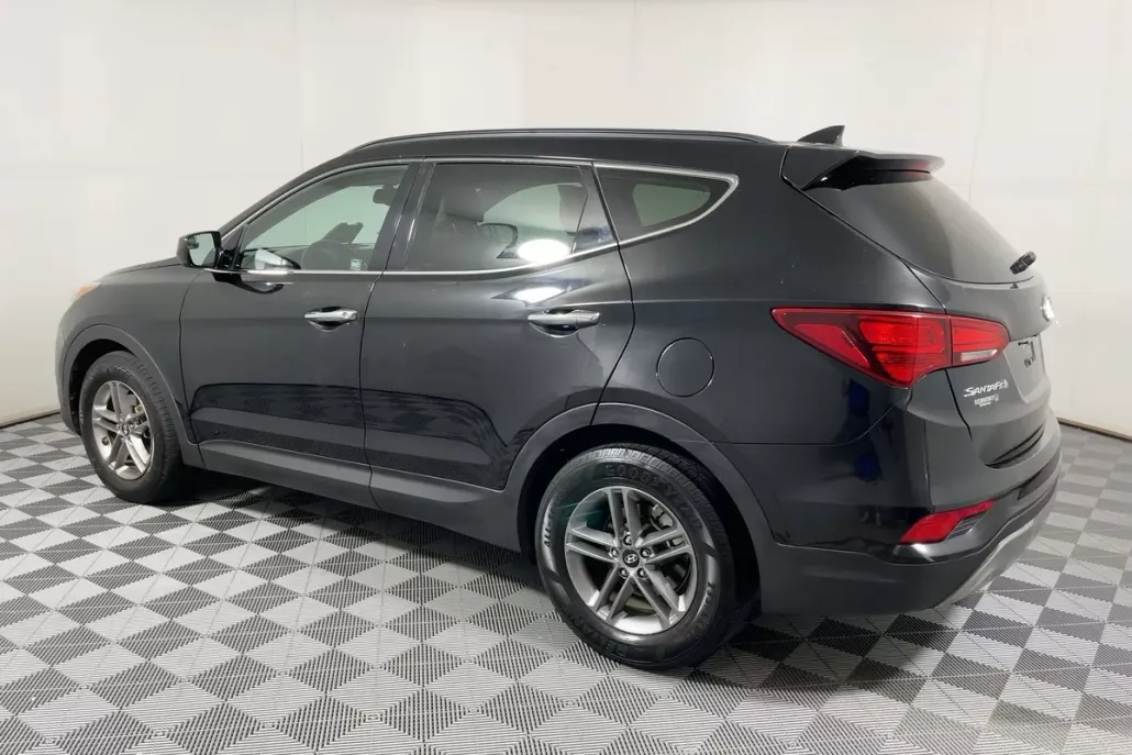 2017 Hyundai Santa Fe Sport photo 1
