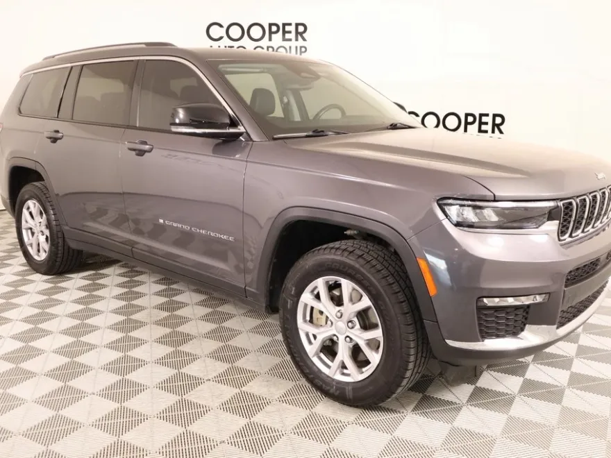 2022 Jeep Grand Cherokee Limited photo 1