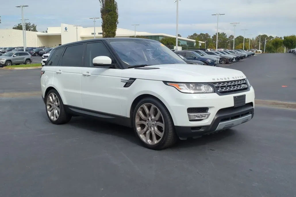 2016 Land Rover Range Rover Sport HSE photo 1