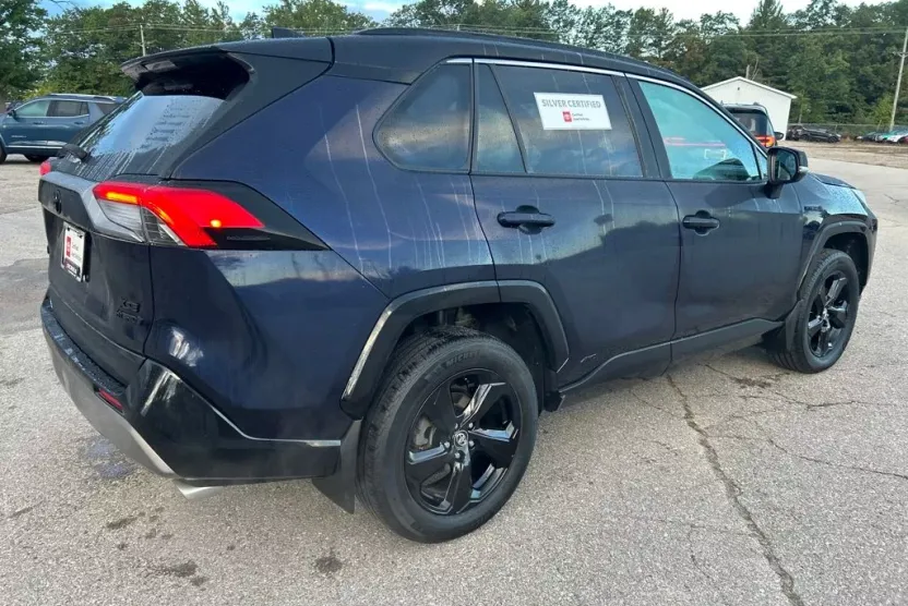 2020 Toyota RAV4 Hybrid XSE photo 1