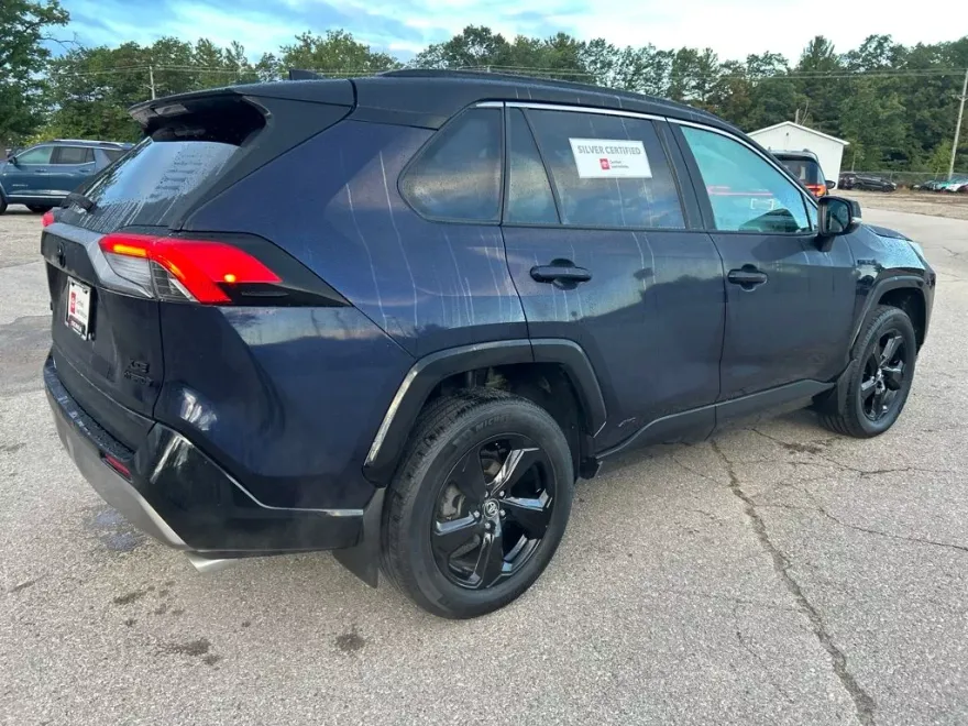 2020 Toyota RAV4 Hybrid XSE photo 1