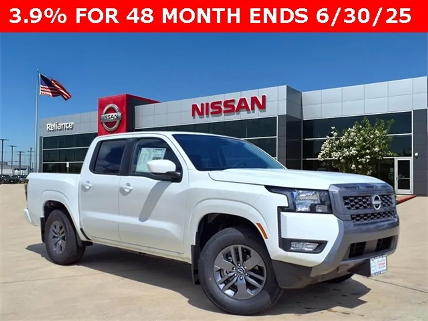 2025 Nissan Frontier SV photo 1