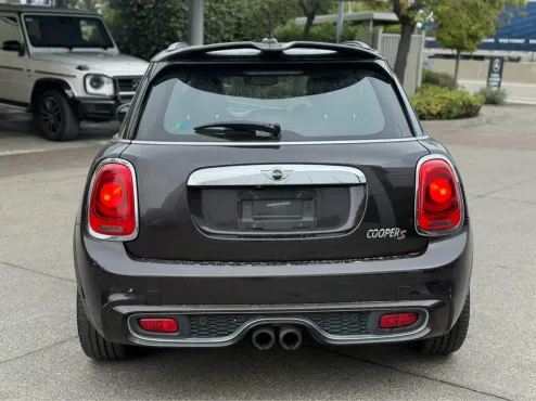 2016 Mini Cooper 4 Door Hardtop S photo 4
