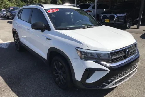 2022 Volkswagen Taos S photo 3