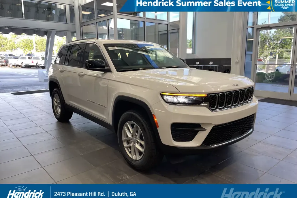 2025 Jeep Grand Cherokee Laredo X photo 1