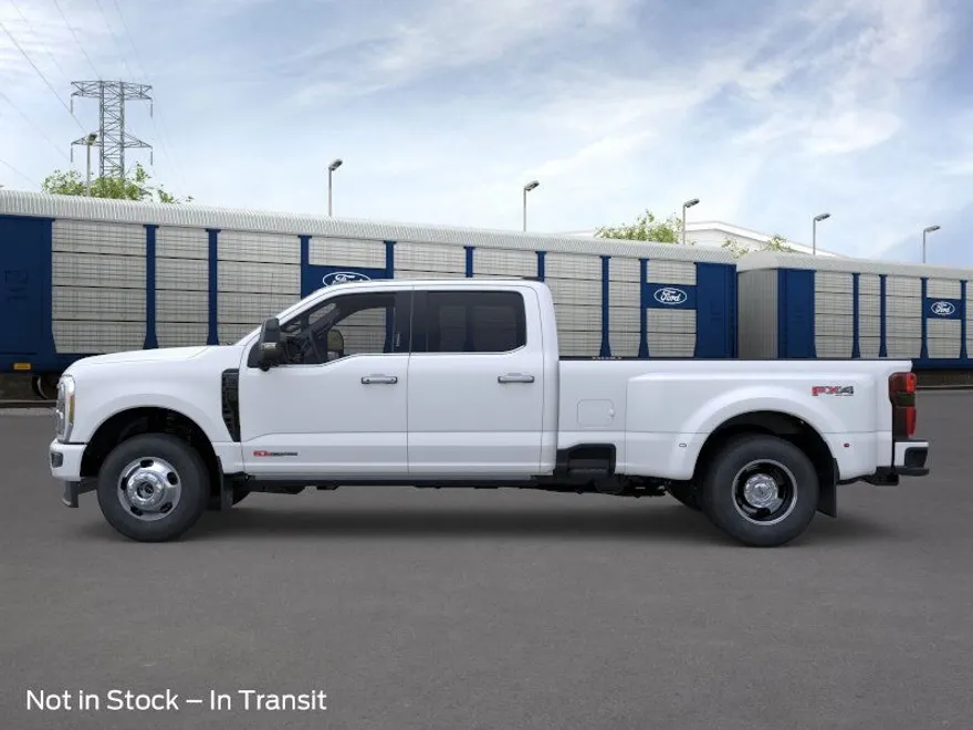 2026 Ford F-350 Platinum photo 1