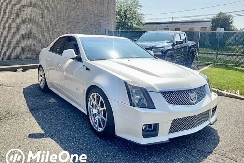 2013 Cadillac CTS V photo 1