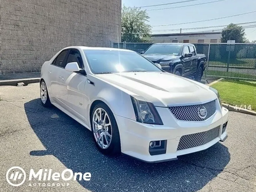 2013 Cadillac CTS V photo 1