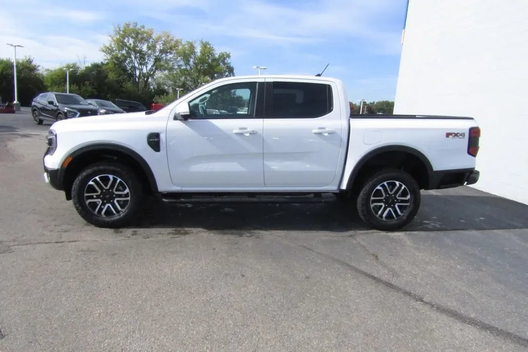 2025 Ford Ranger Lariat photo 1