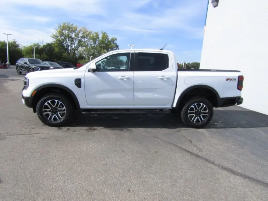 2025 Ford Ranger Lariat photo 1