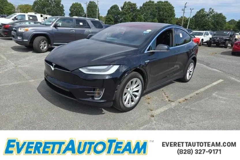2016 Tesla Model X photo 1