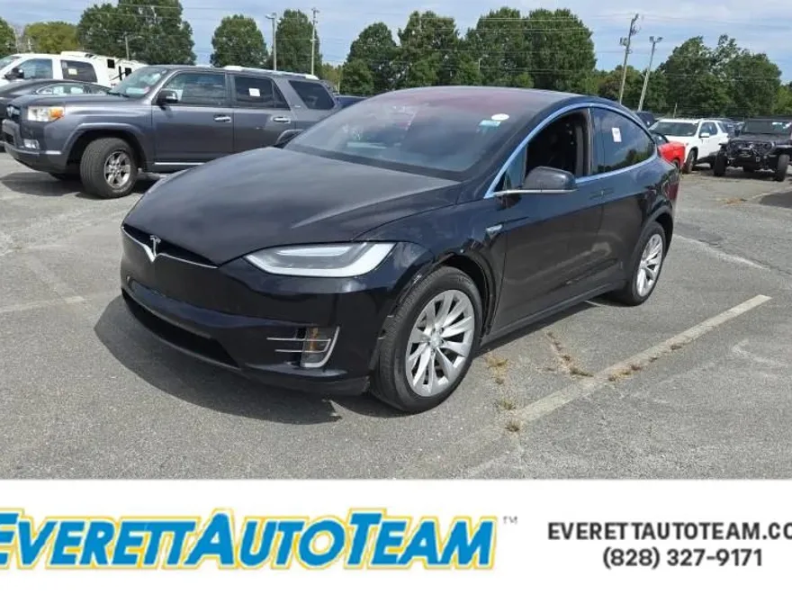 2016 Tesla Model X photo 1
