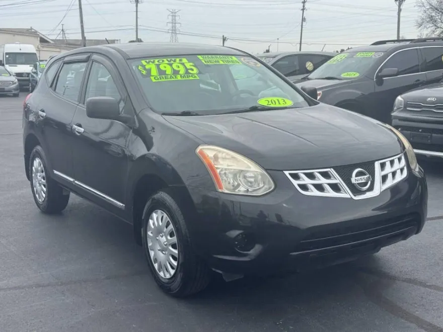 2013 Nissan Rogue S photo 1