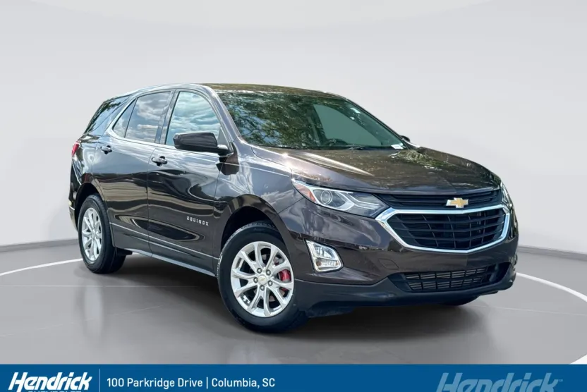 2020 Chevrolet Equinox LT photo 1