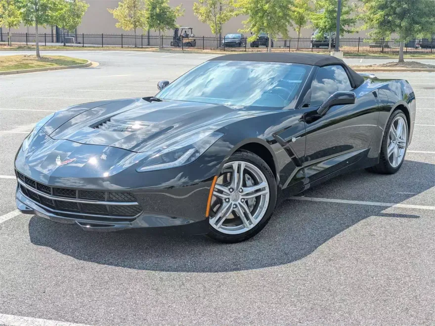2017 Chevrolet Corvette Stingray Convertible 1LT photo 1