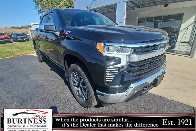2026 Chevrolet Silverado LT photo 1