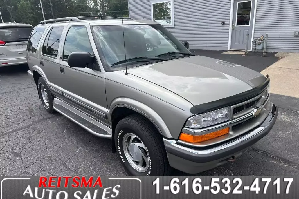 2000 Chevrolet Blazer photo 1