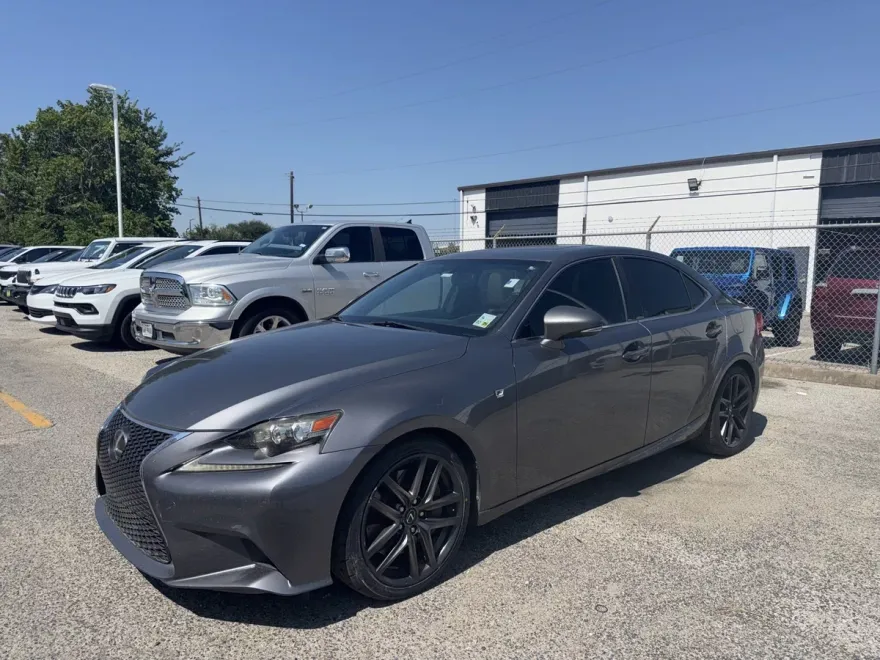 2014 Lexus IS 350 photo 1