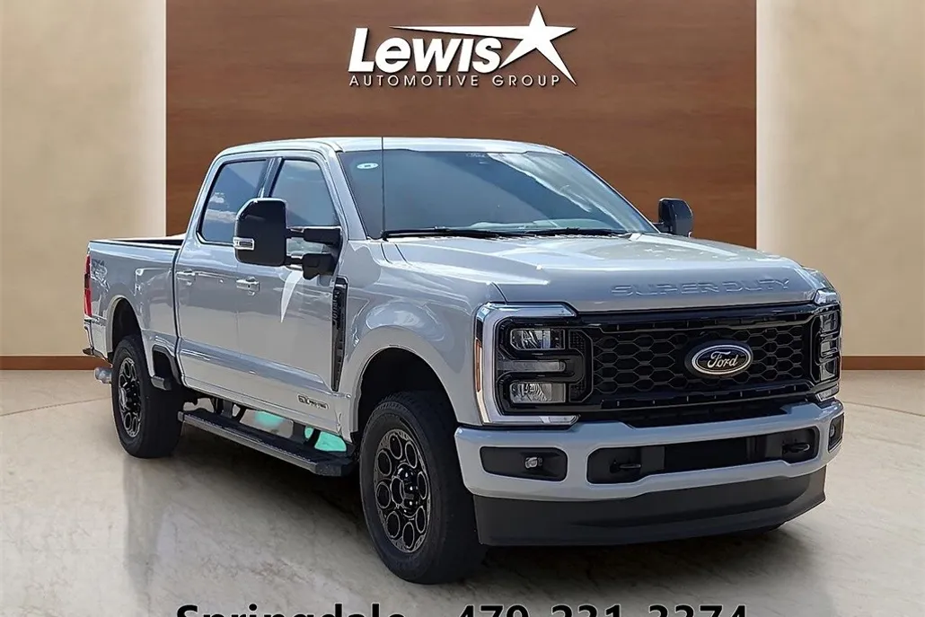 2025 Ford F-250 photo 1