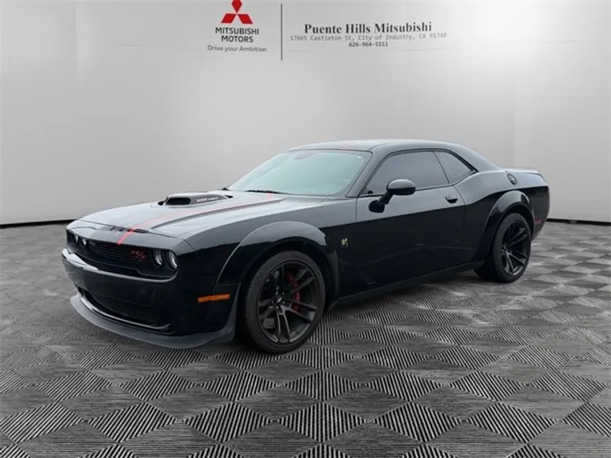 2022 Dodge Challenger R/T Scat Pack Widebody photo 1
