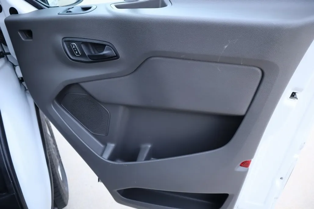 2022 Ford Transit Cargo Van photo 1