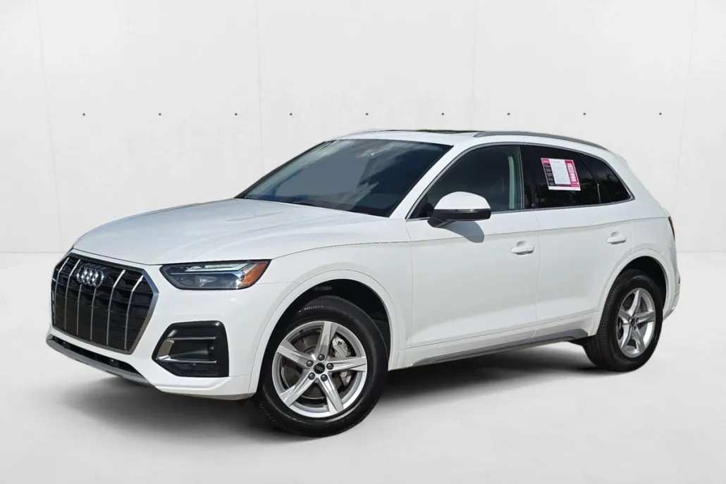 2024 Audi Q5 Premium photo 1