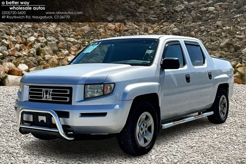 2008 Honda Ridgeline RT photo 1