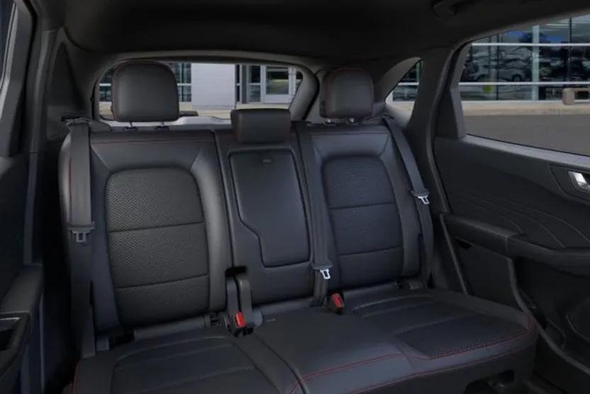 2025 Ford Escape ST-Line Select photo 1