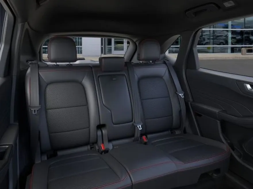 2025 Ford Escape ST-Line Select photo 1