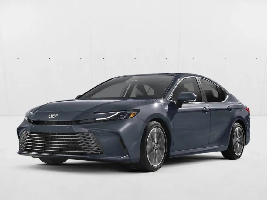 2025 Toyota Camry XLE photo 1
