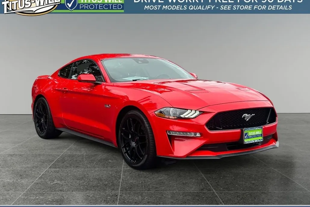 2022 Ford Mustang GT photo 1