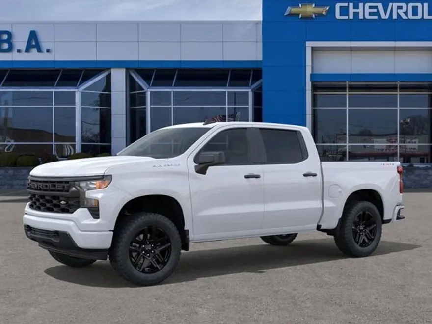2026 Chevrolet Silverado 1500 Custom photo 1
