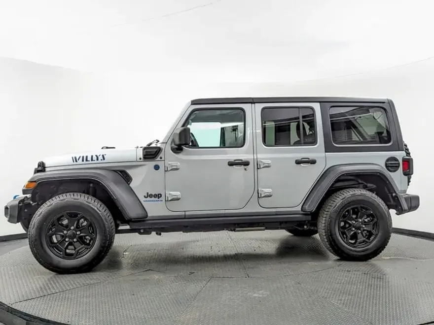 2023 Jeep Wrangler 4xe Willys photo 1