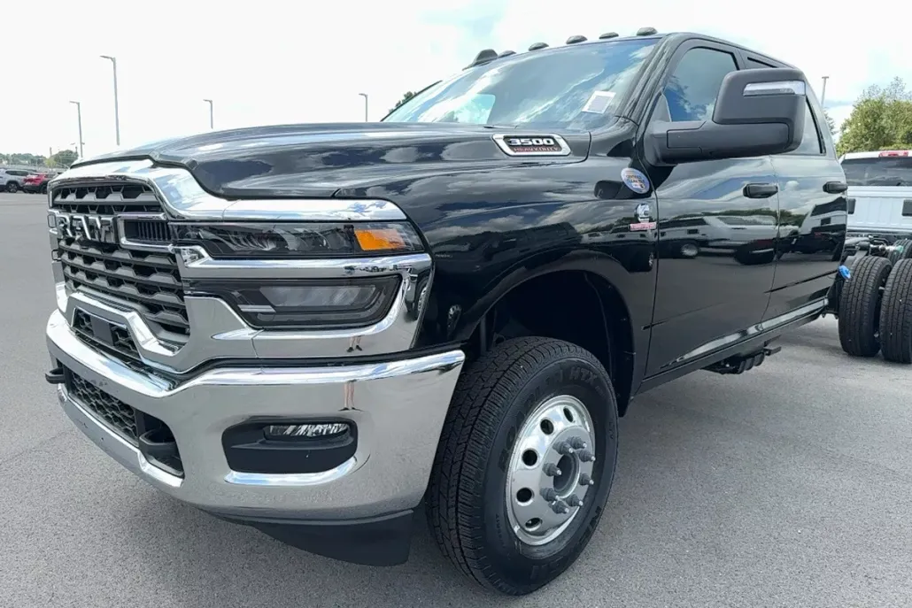 2026 Ram 3500 Tradesman photo 1