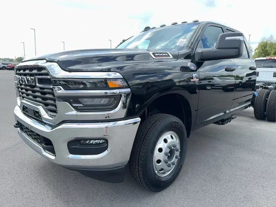 2026 Ram 3500 Tradesman photo 1