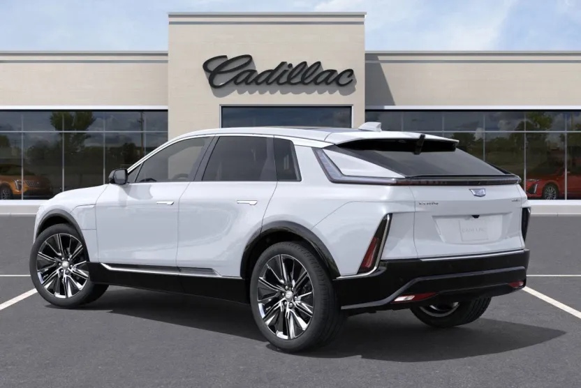 2026 Cadillac Lyriq Luxury photo 1