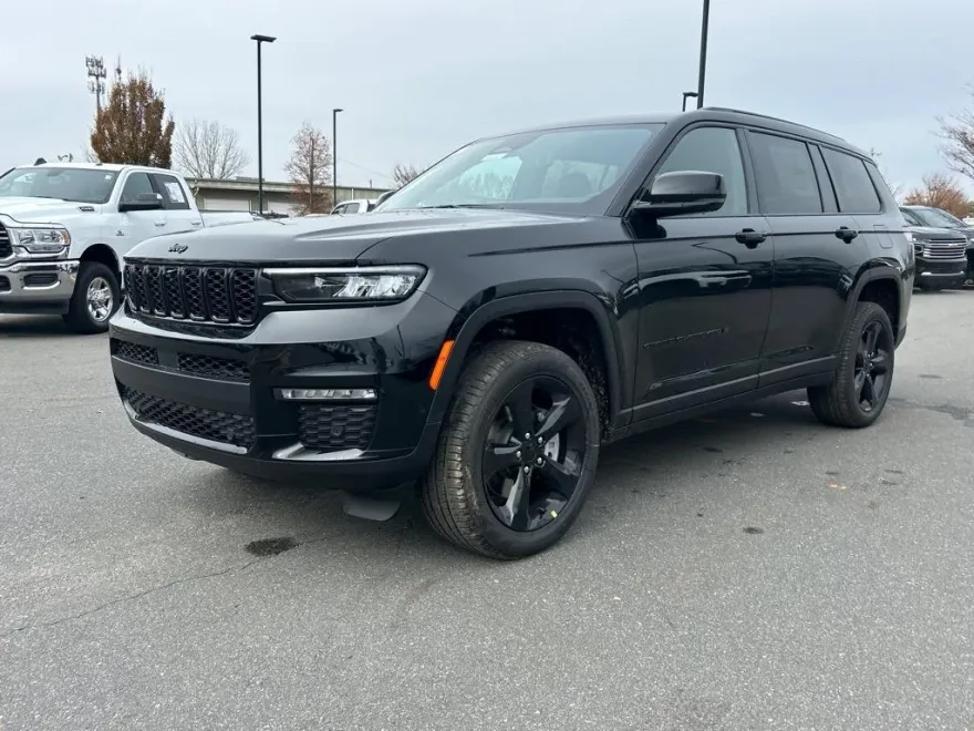 2025 Jeep Grand Cherokee Limited photo 1