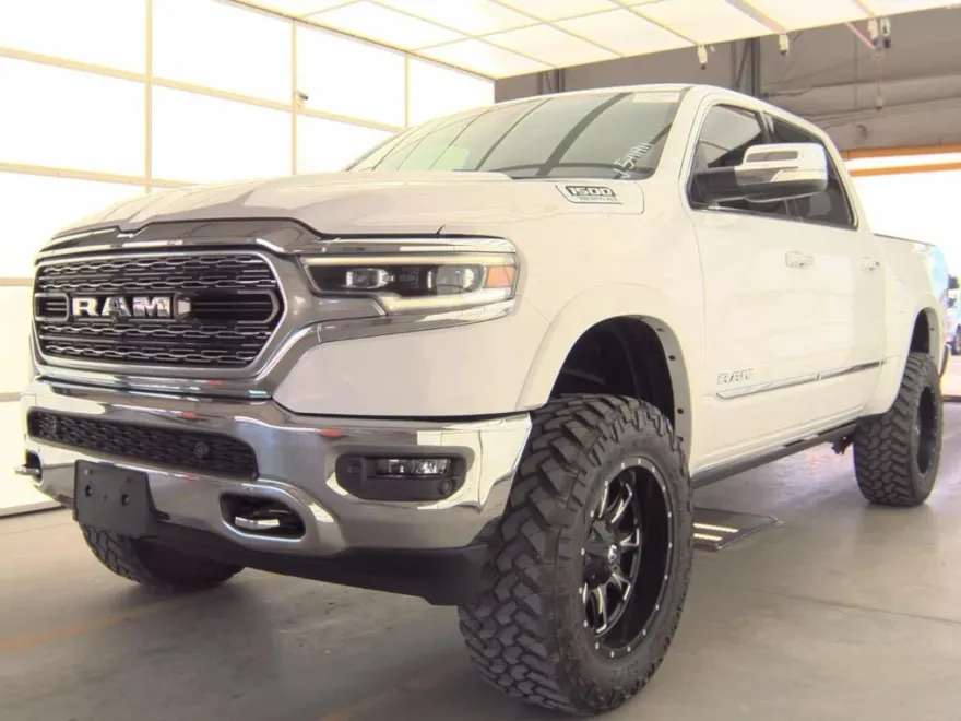 2020 Ram 1500 Limited photo 1