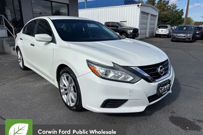 2017 Nissan Altima 2.5 S photo 1