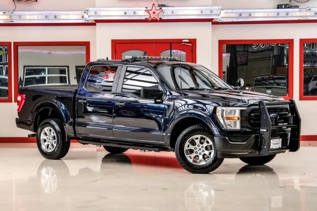 2022 Ford F-150 XL photo 1