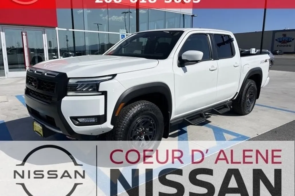2025 Nissan Frontier PRO-4X photo 1