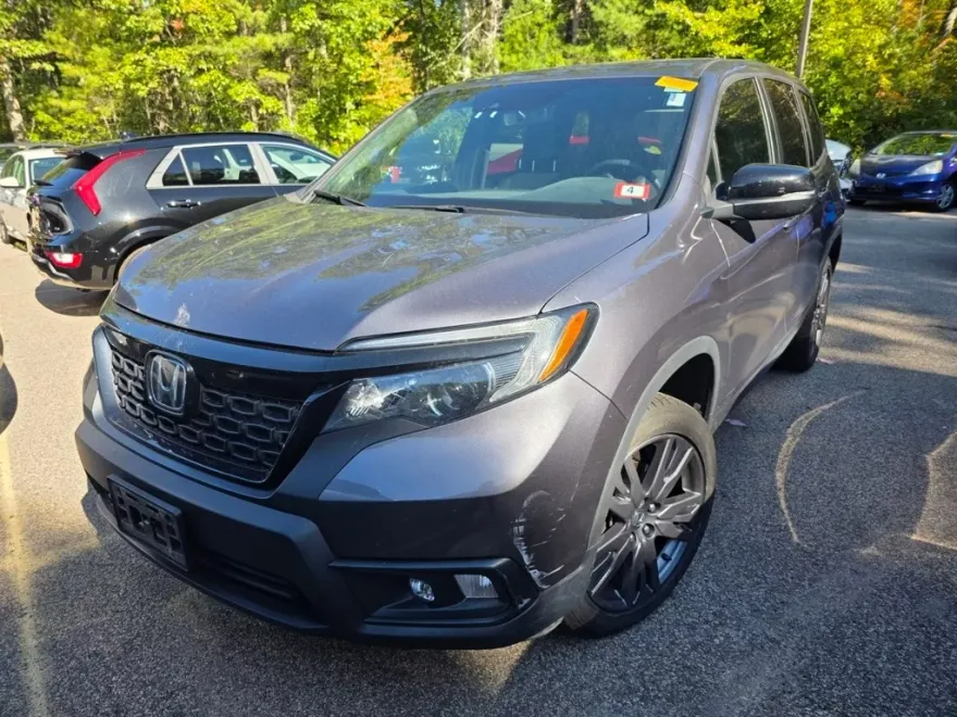 2021 Honda Passport photo 1