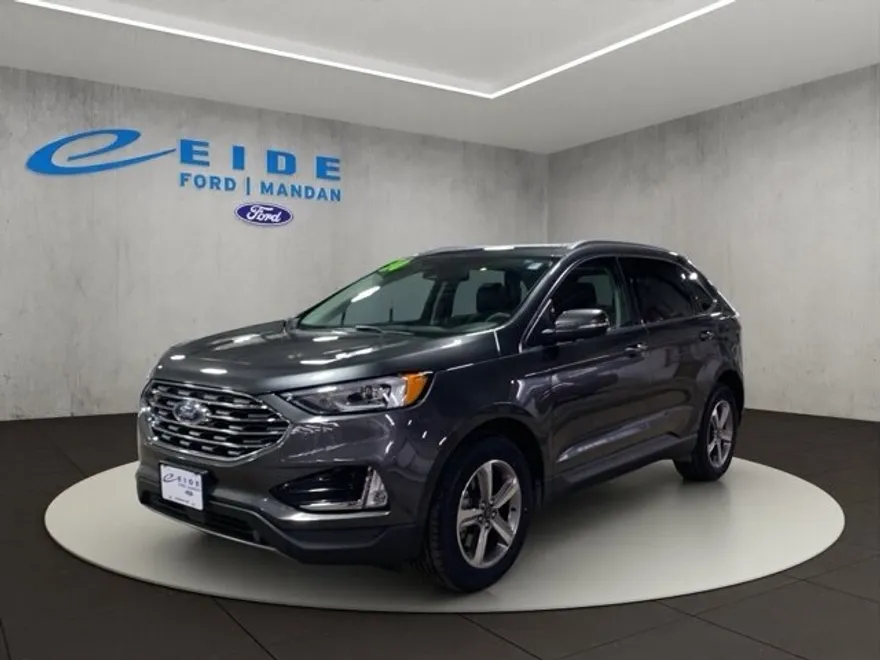 2020 Ford Edge SEL photo 1