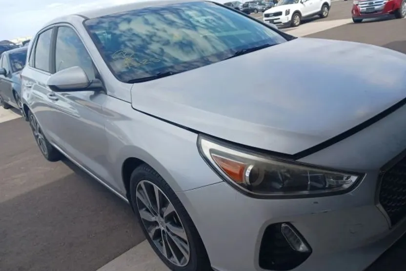 2018 Hyundai Elantra GT photo 1