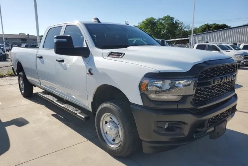 2024 Ram 2500 Tradesman photo 1