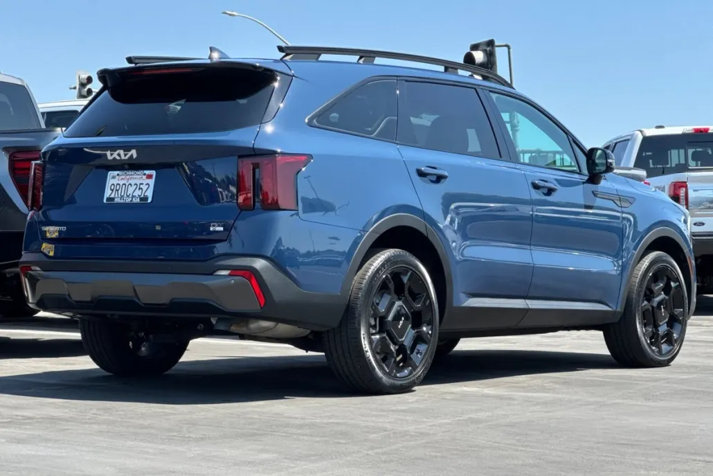 2024 Kia Sorento X-Line EX photo 1