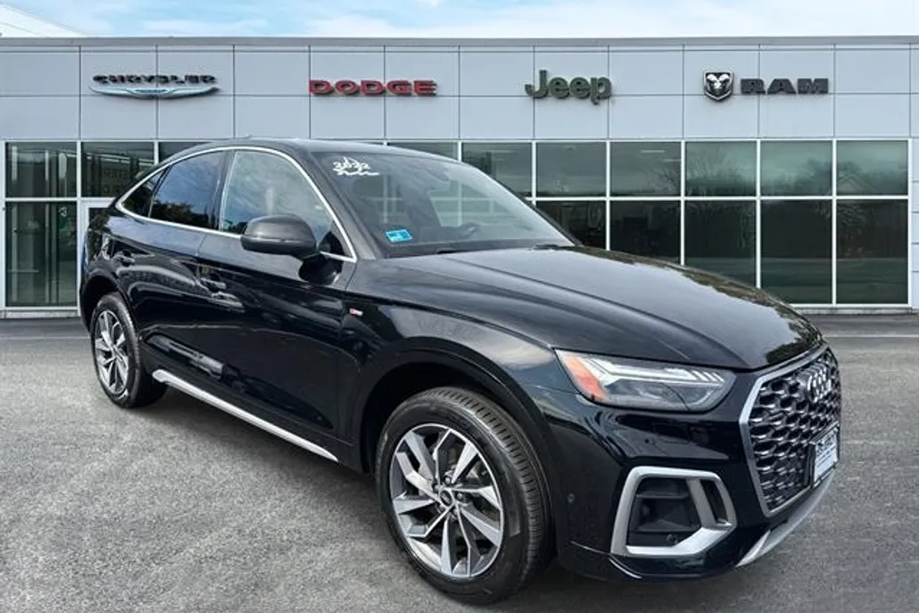 2022 Audi Q5 Sportback S line Prestige photo 1
