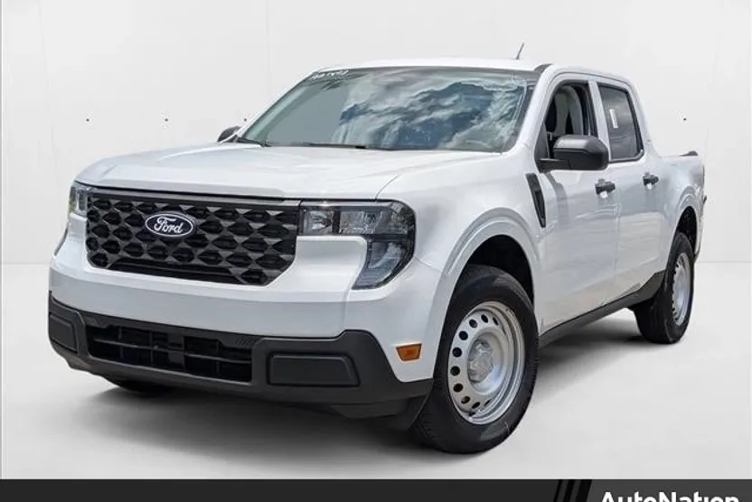 2025 Ford Maverick XL photo 1
