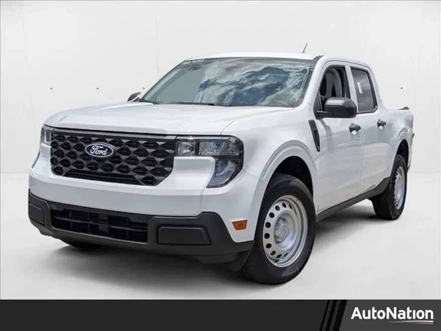 2025 Ford Maverick XL photo 1