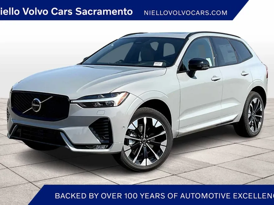 2026 Volvo XC60 B5 Plus photo 1